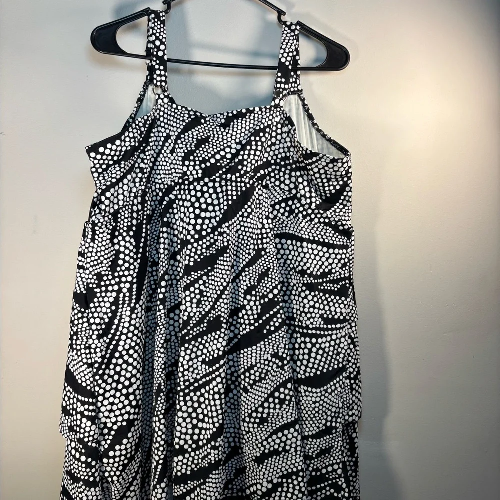 Catherines Black White Swim Dress One Piece Built In Bra 22W